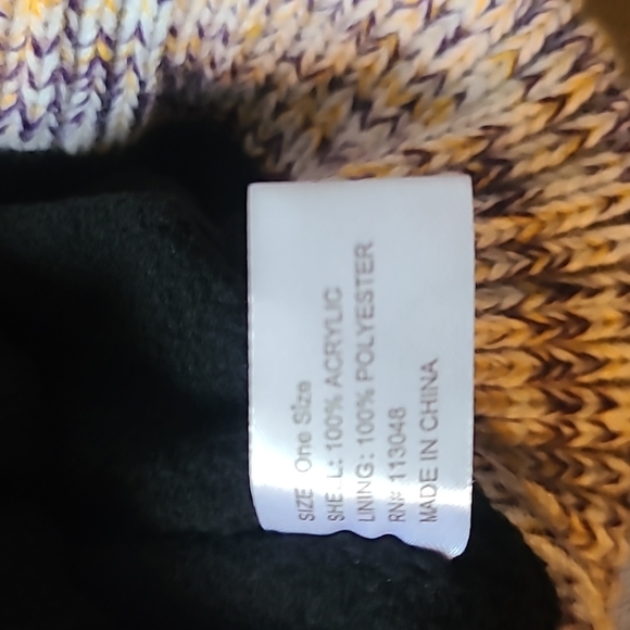 Winter Touque - Picture 3 of 4